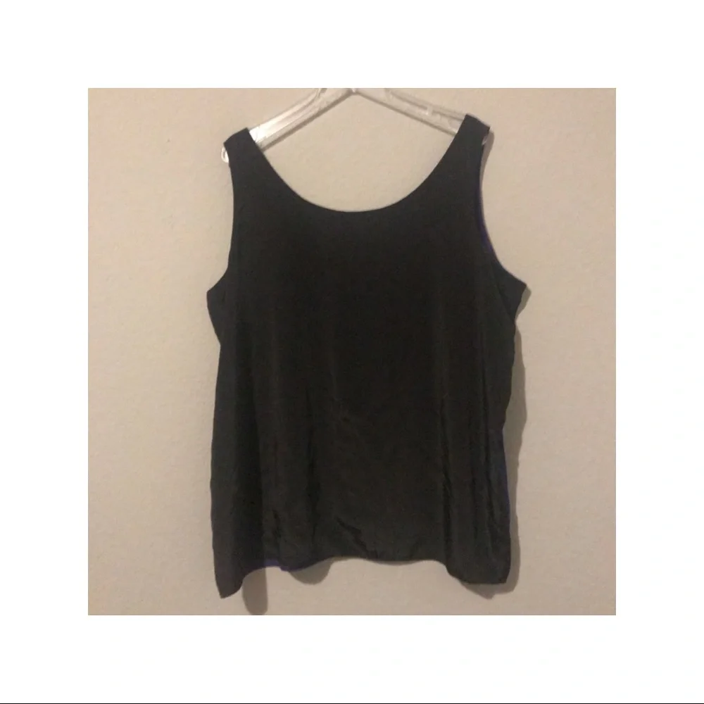 Four Color Reversible Shell - Picture 6 of 6
